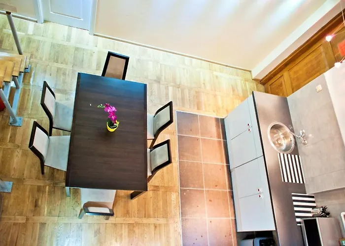 Bailando Wroclawska 25 Vandrerhjem *